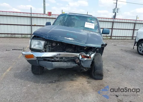1998 Toyota 4Runner Sr5 V6 z USA, uszkodzony, nr VIN JT3GN86R9W0091982